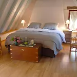 Le Manoir Du Rocher 3*