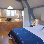 Le Manoir Du Rocher 3* Domme