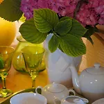 Le Manoir Du Rocher Bed & Breakfast 3*