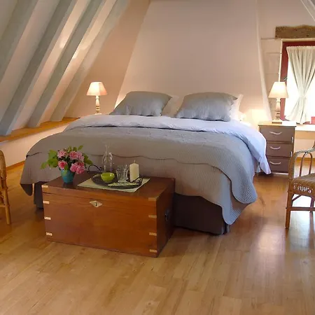 Le Manoir Du Rocher *