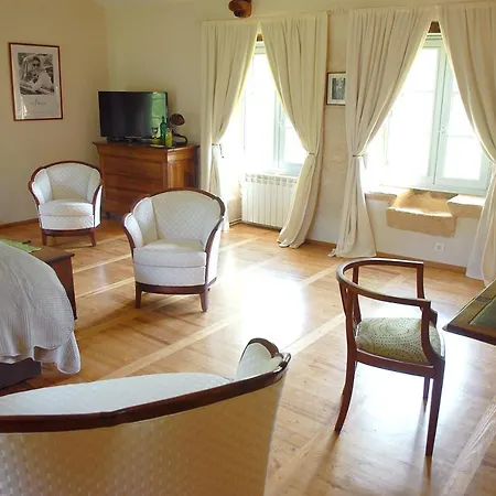 Le Manoir Du Rocher