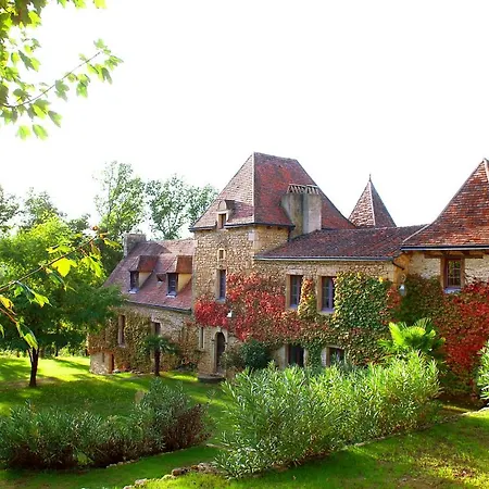 Le Manoir Du Rocher Bed and breakfast