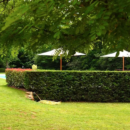 Le Manoir Du Rocher 3*