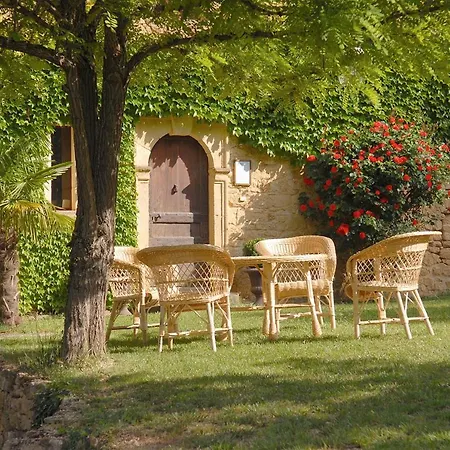 Le Manoir Du Rocher לינה וארוחת בוקר דום