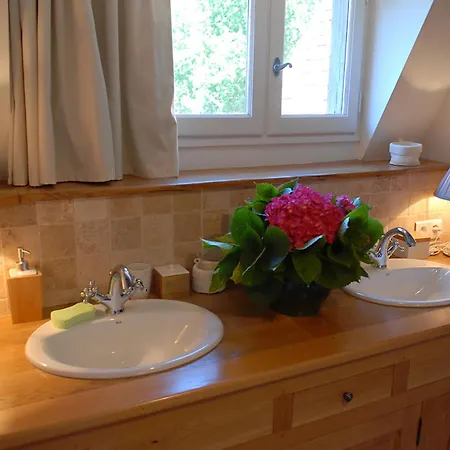 Le Manoir Du Rocher 3* 多姆