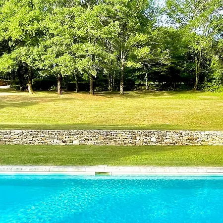 Le Manoir Du Rocher 3* Domme