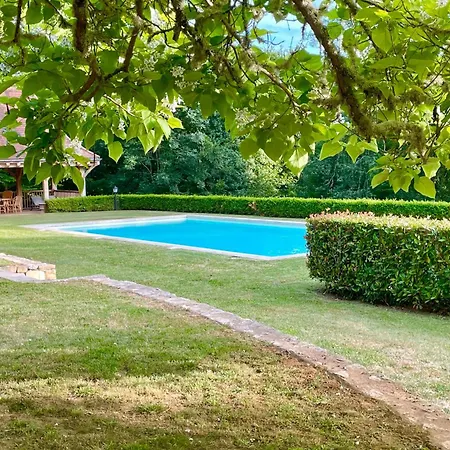 Bed and breakfast Le Manoir Du Rocher