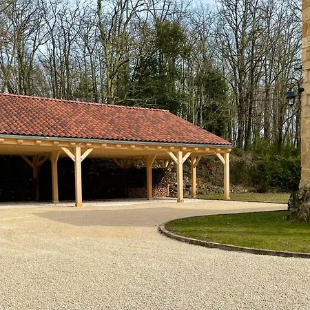 Le Manoir Du Rocher Alojamento de Acomodação e Pequeno-almoço 3*
