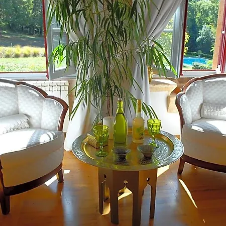 Couette-café Le Manoir Du Rocher 3*
