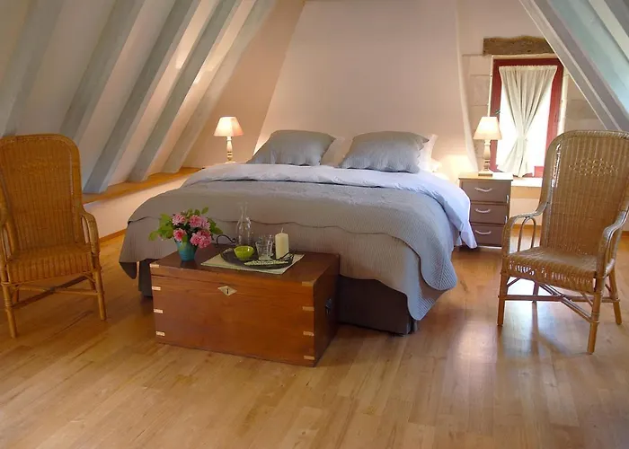 Le Manoir Du Rocher 3*