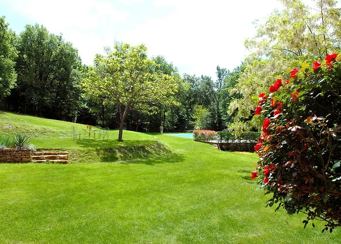 Le Manoir Du Rocher دوم