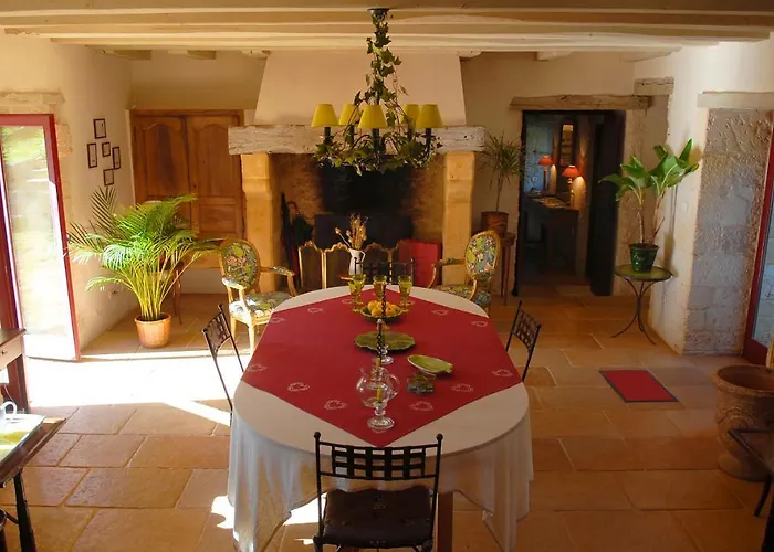 Le Manoir Du Rocher دوم