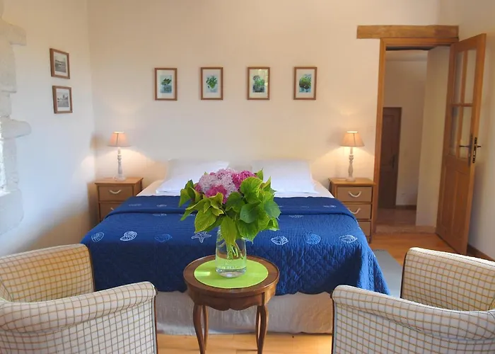 Le Manoir Du Rocher 3* دوم